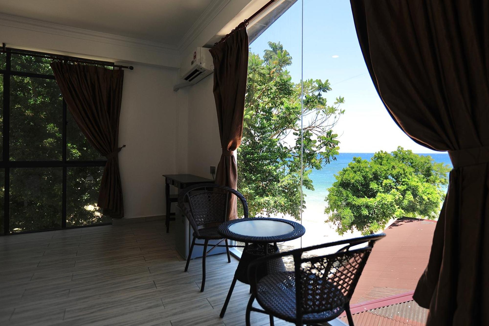 Dolphin Bay Island Resort Kota Belud ภายนอก รูปภาพ