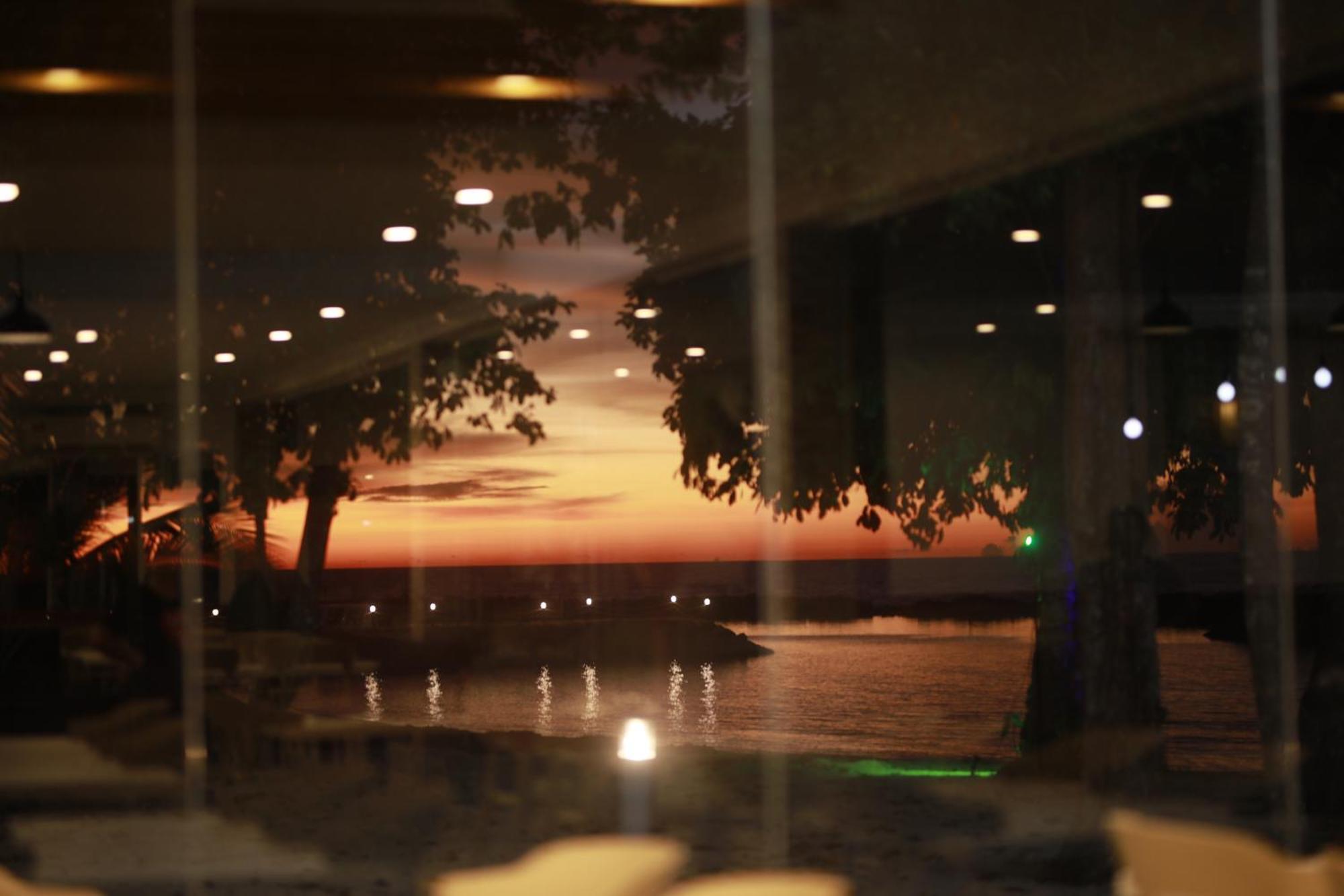 Dolphin Bay Island Resort Kota Belud ภายนอก รูปภาพ